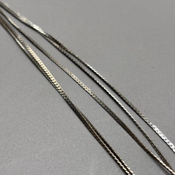Trifari Silver Plated Multi Strand Herringbone Necklace Layered Chain 18" 1980s - Picture 5 of 7
